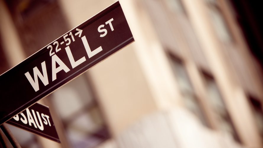 A shell with a pearl; image used for HSBC Sri Lanka investing overseas page