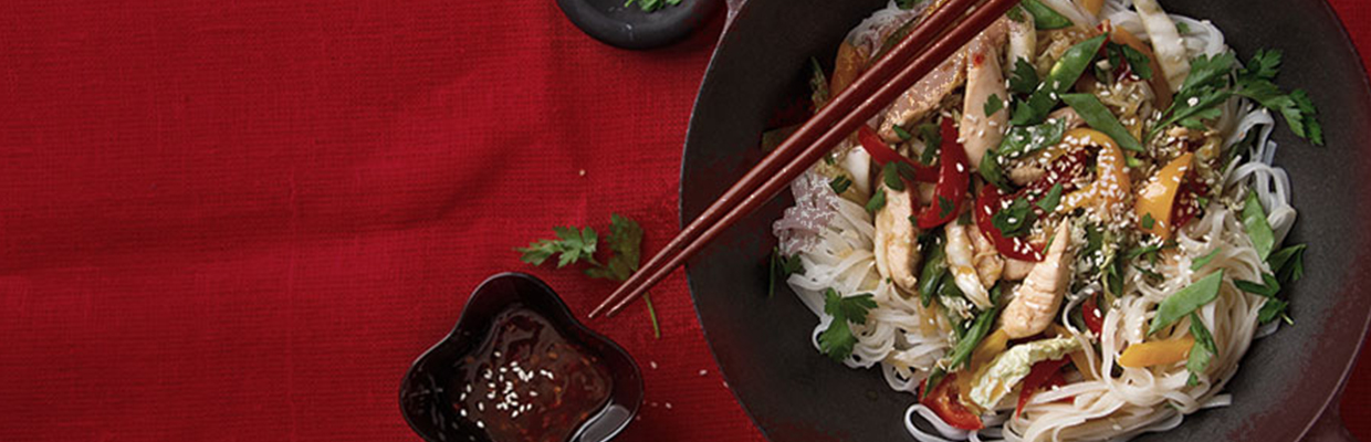 a takeaway box with a pair of chopsticks; image used for HSBC LK Premier Dining offer page
